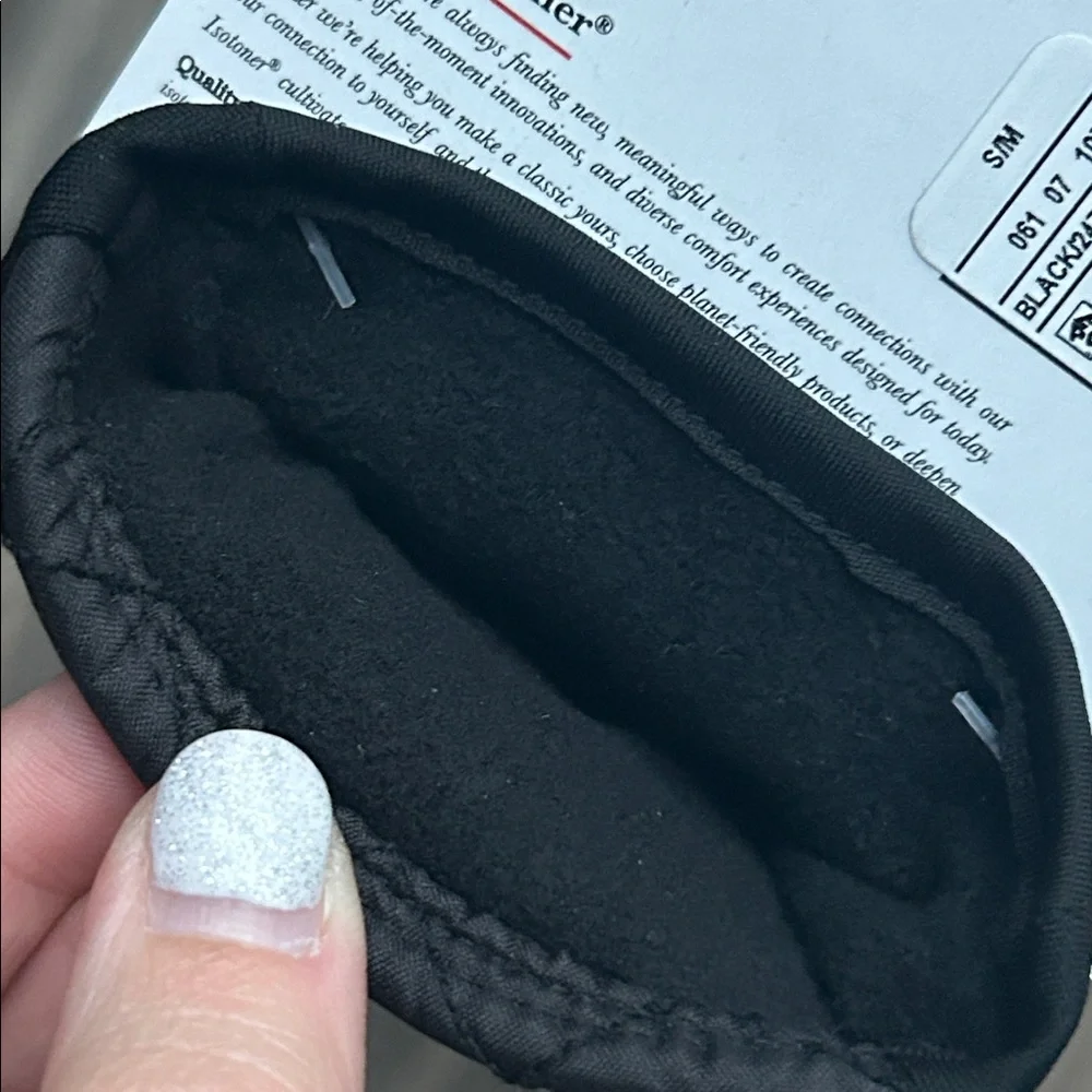 NWT Isotoner Gloves